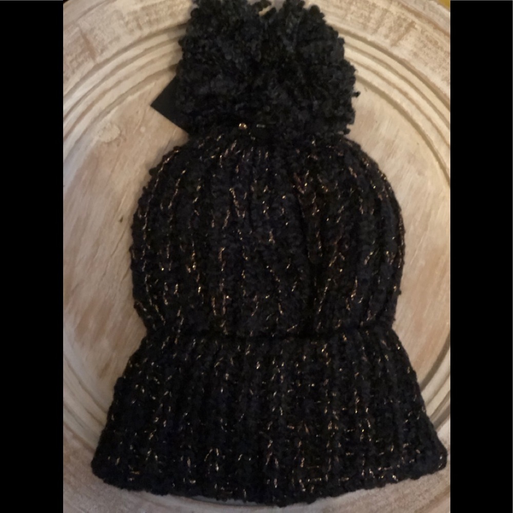 NWT!! METALLIC BLACK KNIT POM BEANIE